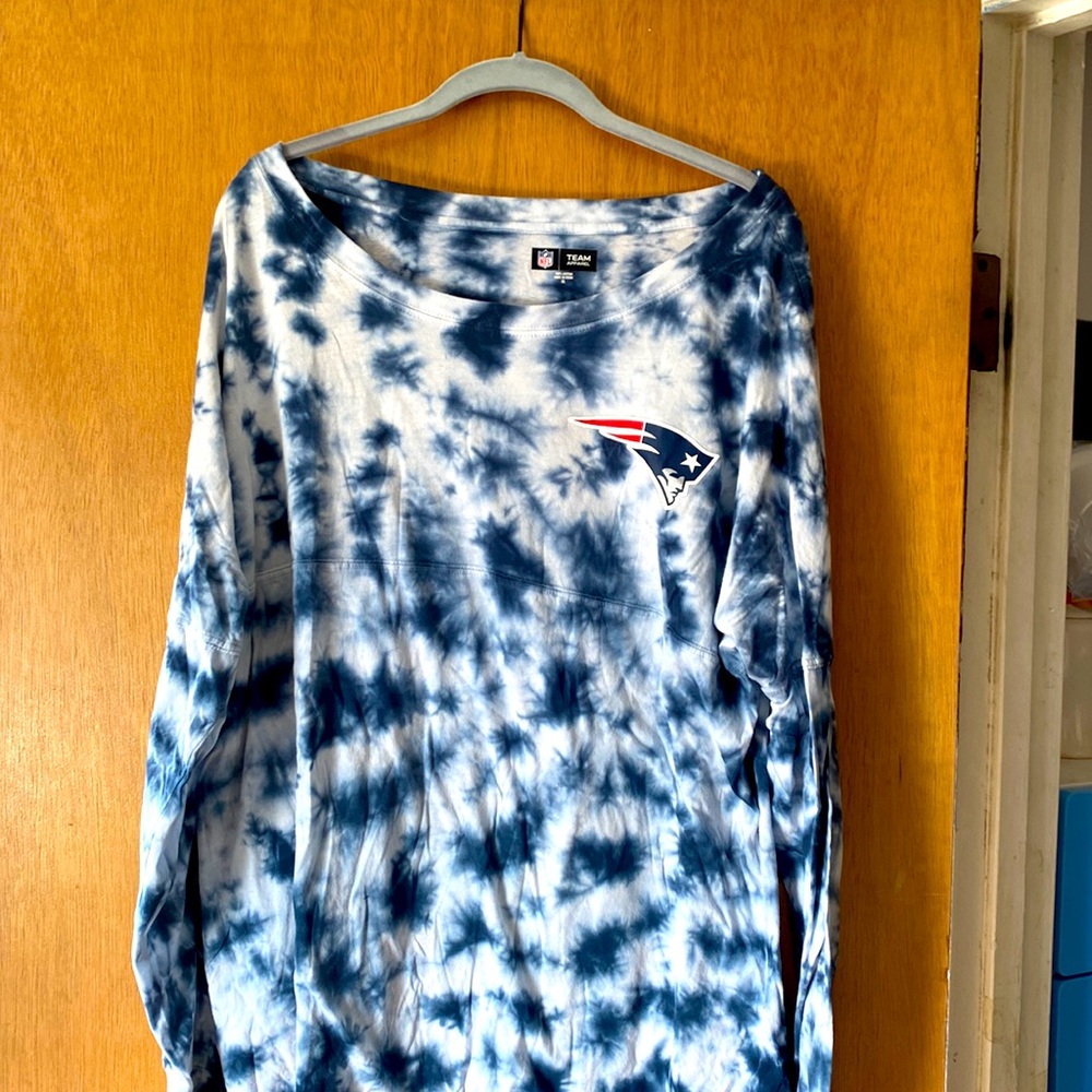 New England Patriots long sleeve shirt size XL